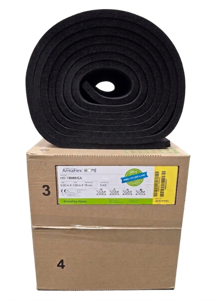 Graue Rolle Eurobatex neben braunem Karton von Union Foam.